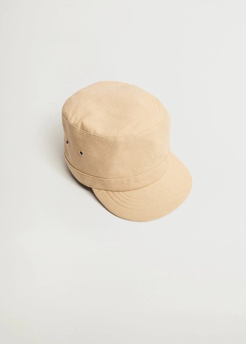 Linen cap with visor